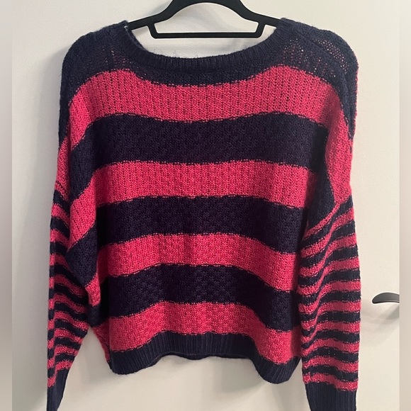 Jessica Simpson open knit sweater - Picture 7 of 7